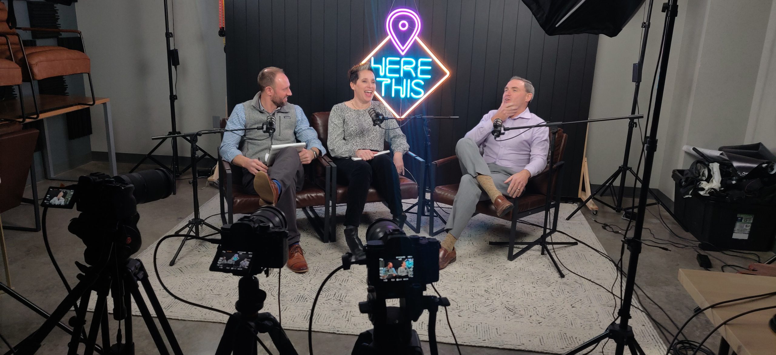 How To Start A Podcast: The Ultimate Guide for Beginners