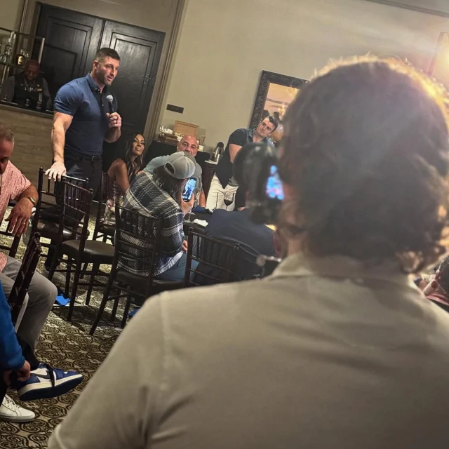 Tonight I took a photo of @matthewpursell.mp4 taking a video of @timtebow speaking at an event 😎 Thank you @jongordon11 for trusting @storylinemultimedia with your event! More content dropping soon.